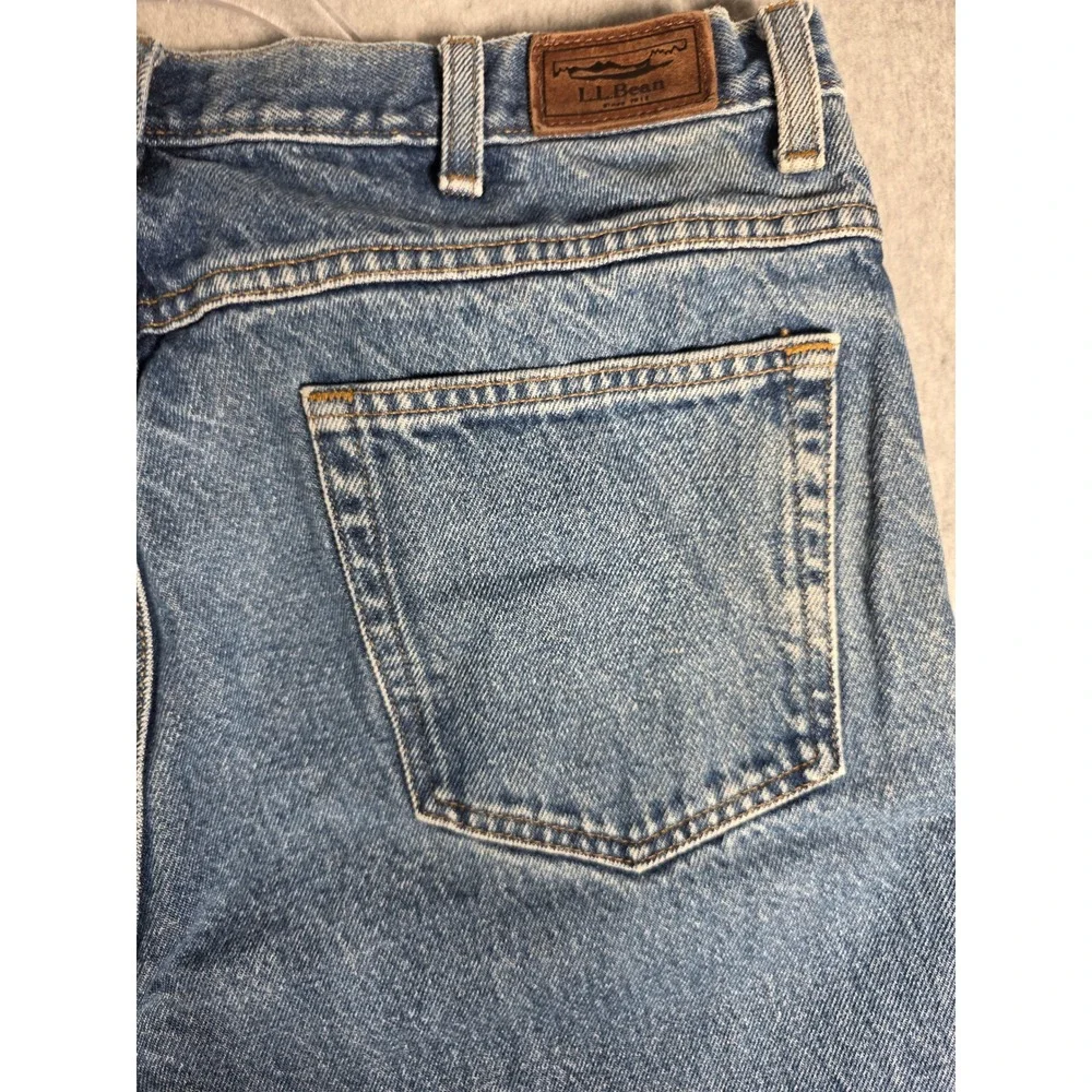 L.L.Bean Classic Fit Jeans Mens 35X29 Blue Medium Wash 100% Cotton Denim